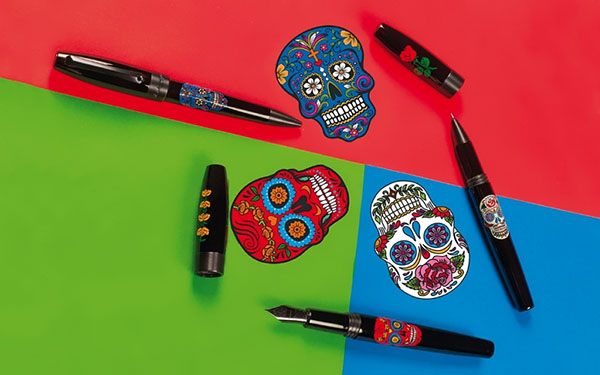 Zonder mevrouw: TOP-3 New Year's cadeaus voor stijlvolle meiden