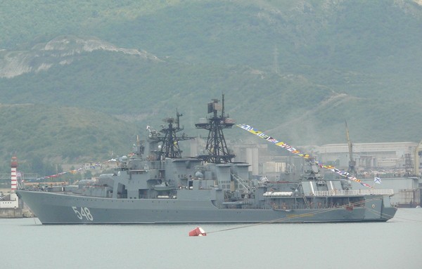 Gefeliciteerd met de Navy Day 2016 - kort en grappig in coupletten en proza. Feestelijk programma voor de marinedag in 2016 in Moskou, St. Petersburg, Kronstadt, Sevastopol, Novorossiysk
