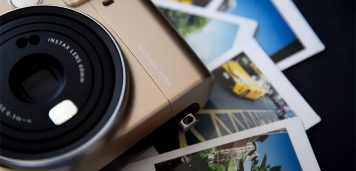Mode Camera: Michael Kors X Fijifilm Instax Mini 70