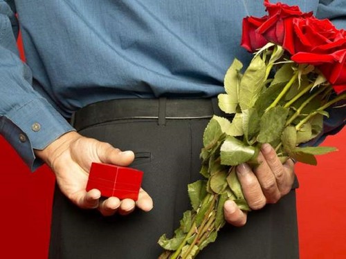 De mooiste en origineelste ideeën voor het aanbieden van je hand en hart aan je geliefde vriendin