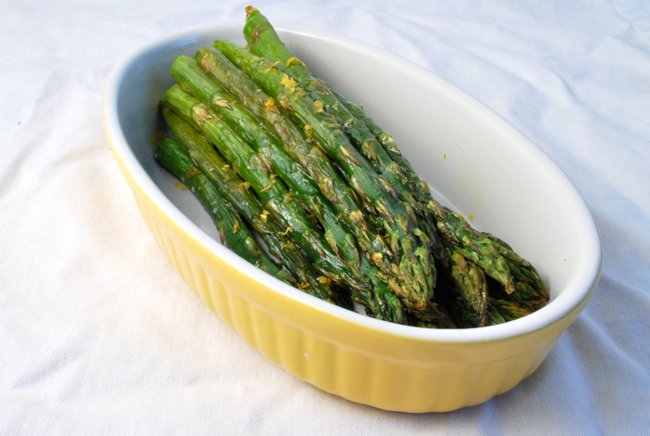 Hoe eet je asperges?