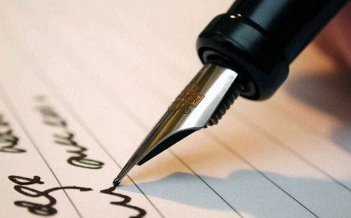 Hoe schrijf je een interessant essay over jezelf?