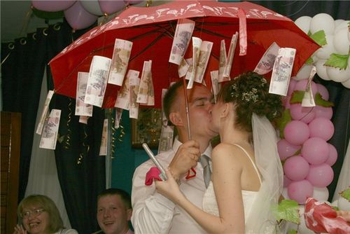 Hoe geld te doneren voor een bruiloft