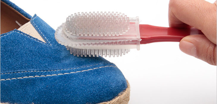Hoe suede schoenen thuis schoon te maken