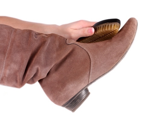 Hoe suede schoenen thuis schoon te maken