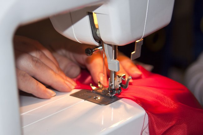 Hoe een naaimachine te kiezen