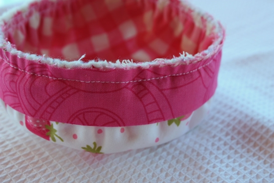 Mand met doek met hun eigen handen