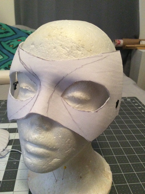 Kostuum voor Halloween 2017 voor meisjes en meisjes