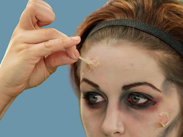 Enge make-up voor Halloween met je eigen handen voor meisjes en meisjes