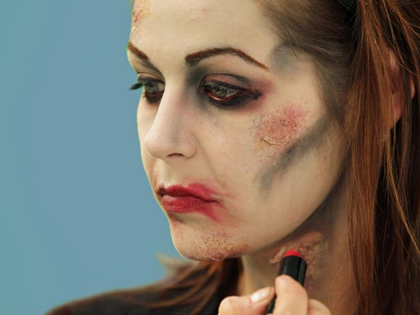 Enge make-up voor Halloween met je eigen handen voor meisjes en meisjes