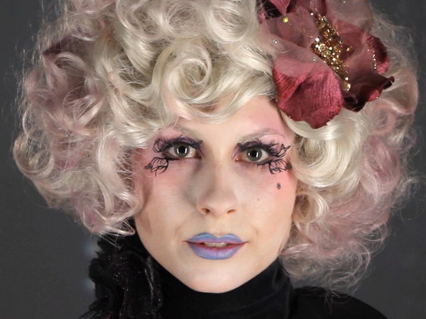 Enge make-up voor Halloween met je eigen handen voor meisjes en meisjes