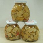 Marineren van witte champignons
