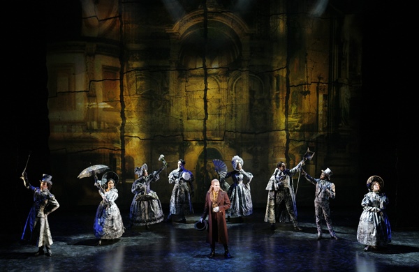 Musicals over vampieren die het bekijken waard zijn. The Legendary Vampire Ball