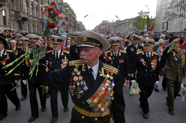 Tot in de diepten van de ziel: de meest ontroerende liedjes op 9 mei
