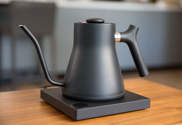 Cadeau voor esthetes: "intelligente" koffiezetapparaat Stagg Ekg