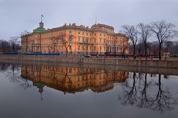 Het weer in St. Petersburg in april 2017. De meest nauwkeurige weersvoorspelling voor St. Petersburg in april 2017 vanuit Hydrometeorologisch centrum