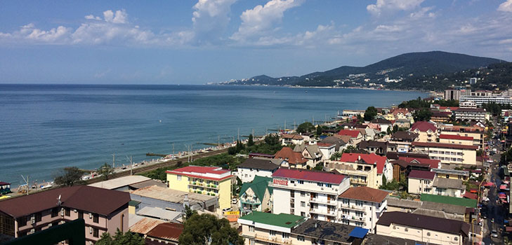 Wat is de temperatuur van het weer en het water in Sochi in augustus 2017
