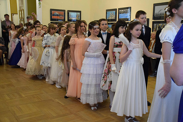 Groeten aan het bal in klas 4