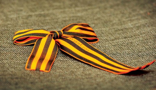 Aanraking en oprechte felicitaties voor de Helden van het Vaderland in vers en proza