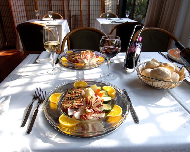Regels van etiquette aan tafel: bestek