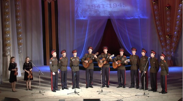 We herinneren ons en zijn trots: originele ideeën voor het script voor Victory Day