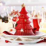Decoratie van feestelijke gerechten: voorbereiding op het nieuwe jaar Decoratie van feestelijke gerechten: voorbereiding op het nieuwe jaar