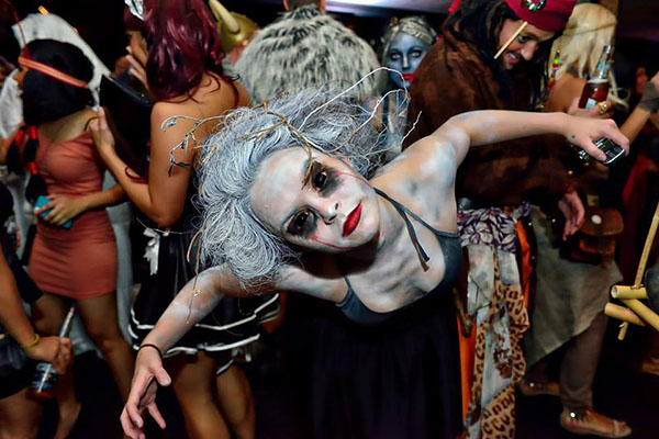 We zullen plezier hebben en vrolijk ... Allerheiligen: waar en hoe Halloween 2016 te ontmoeten
