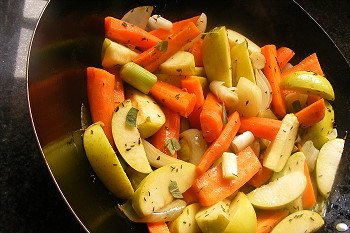 Hoe een nek van een varken in een oven bakken Beeld van een recept van een gebakken varkensvleeshals in de oven