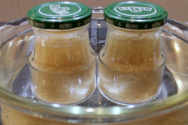 Mierikswortel voor de winter gebeitst: een recept met een foto. Hoe de mierikswortel te plukken voor de winter