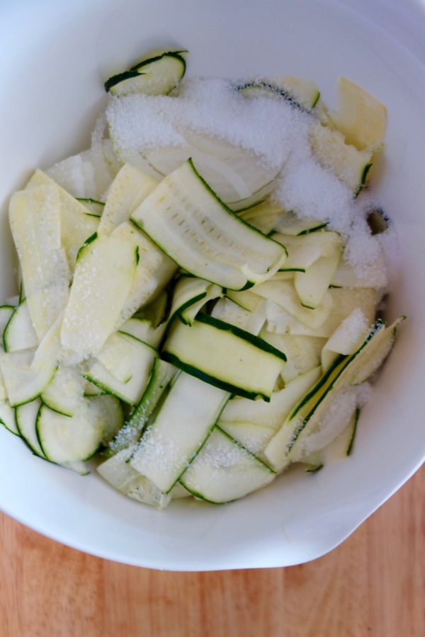 Pittige courgette in het Koreaans - het lekkerste recept voor de winter
