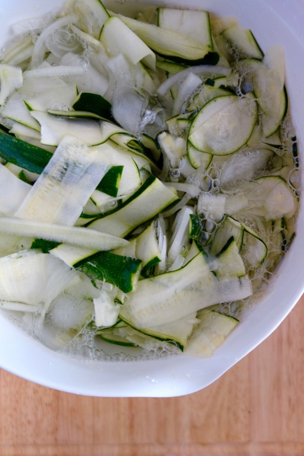 Pittige courgette in het Koreaans - het lekkerste recept voor de winter
