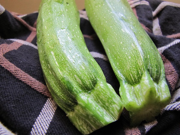 Pittige courgette in het Koreaans - het lekkerste recept voor de winter
