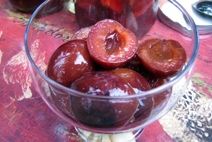 Hoe pruimen voor de winter te maken - recept voor het maken van foto's