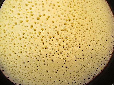 Hoe pannenkoeken op yoghurt te bereiden - de beste recepten met een foto