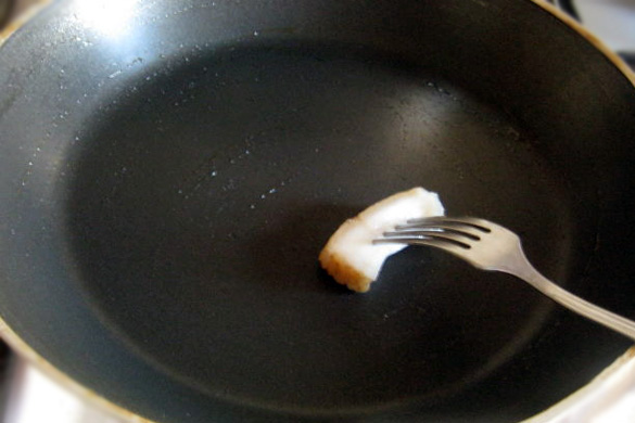 Hoe pannenkoeken op yoghurt te bereiden - de beste recepten met een foto