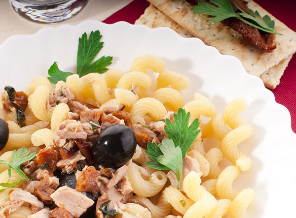 Recept voor exquise pasta met pittige tonijn
