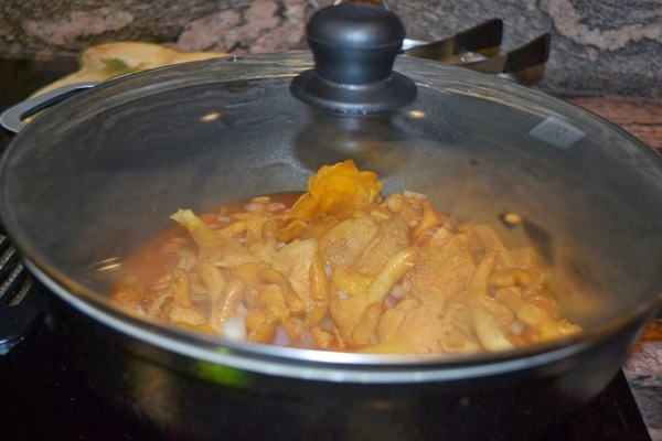 Hoe cantharellen in een koekenpan te koken
