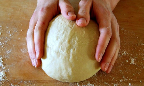 Taarten bakken met aardappelen in de oven - stap voor stap fotorecept Foto van een recept van taarten met aardappelen