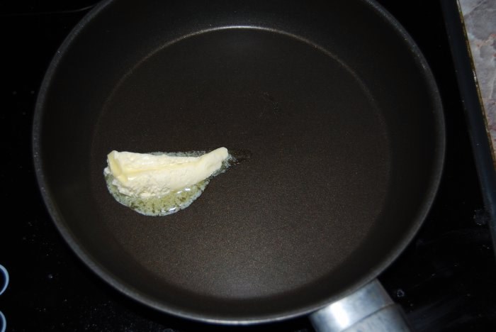 boter op een braadpan