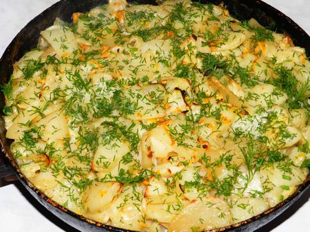 Aardappelen met vlees in de oven: hoe kun je heerlijk koken?
