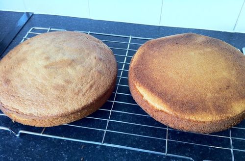 Het recept voor een heerlijke en ongewone cupcake in een multivark - stap voor stap met de foto