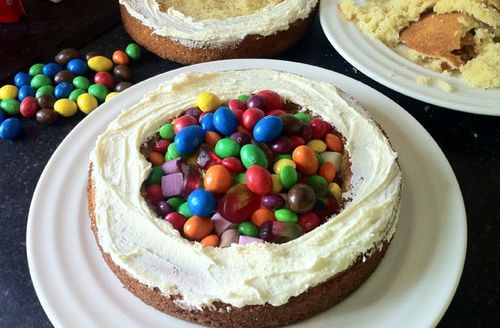 Het recept voor een heerlijke en ongewone cupcake in een multivark - stap voor stap met de foto
