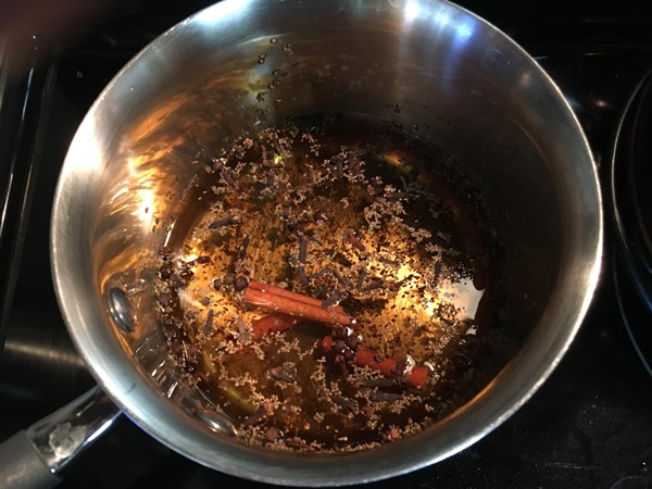 Ketchup door eigen handen van tomaten: stap-voor-stap recepten voor oogsten voor de winter