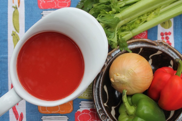 Ketchup door eigen handen van tomaten: stap-voor-stap recepten voor oogsten voor de winter