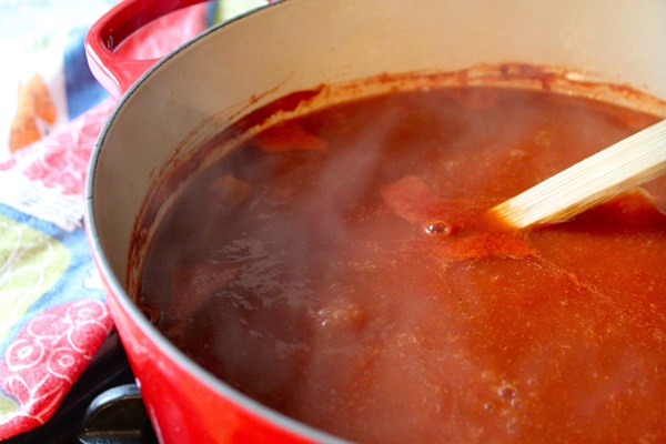 Ketchup door eigen handen van tomaten: stap-voor-stap recepten voor oogsten voor de winter