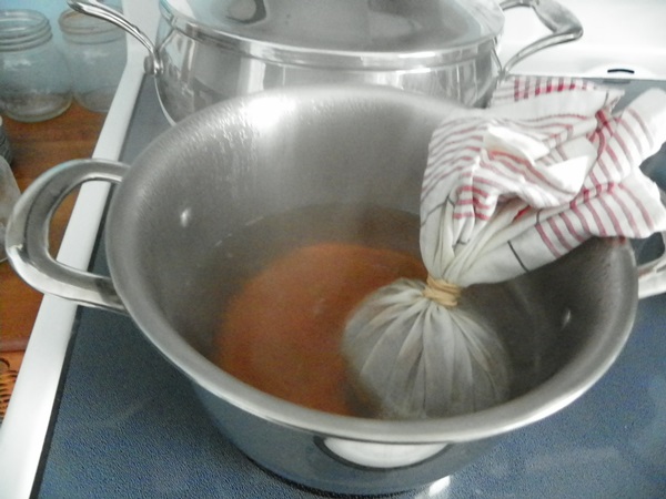 Ketchup door eigen handen van tomaten: stap-voor-stap recepten voor oogsten voor de winter