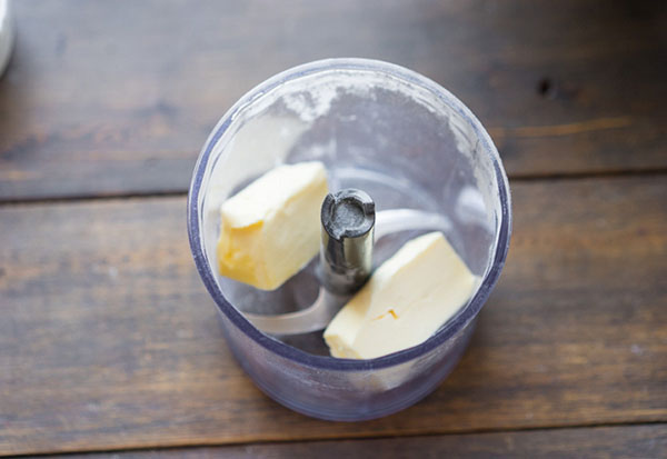 Eenvoudig recept voor nieuwe jaar cookies met specerijen