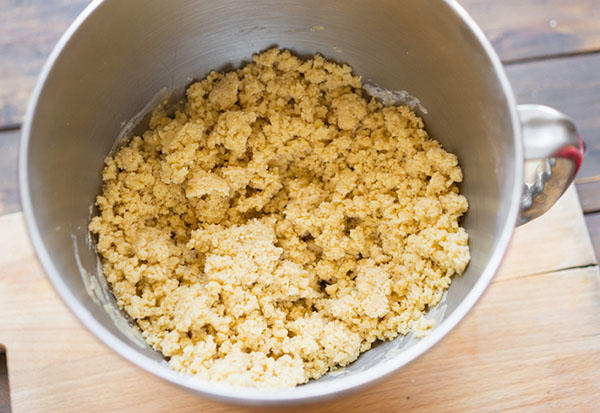 Eenvoudig recept voor nieuwe jaar cookies met specerijen