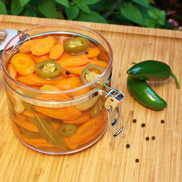 Wortelen voor de winter in blikjes - in het Koreaans, lecho, salade, dressing - zeer smakelijke recepten met uien, bieten, peper. Hoe houd je wortels voor de winter thuis