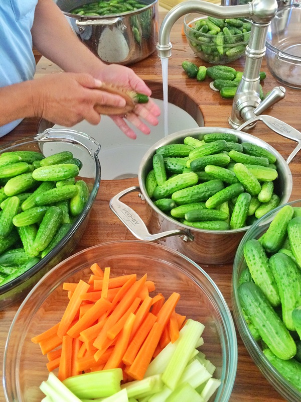 Lekkere komkommers met knoflook voor de winter